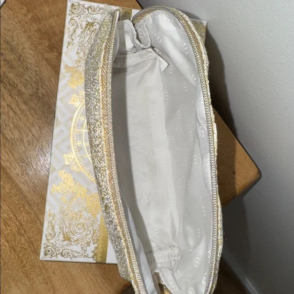 Dior Shimmering Gold Trousse Pouch - Picture 5 of 8
